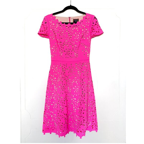 Focus By Shani Women's Pink/Beige Laser Cutout A-line Dress Size: 6 - Picture 6 of 7